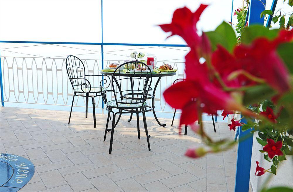 Il Canto Delle Sirene Bed & Breakfast 2*